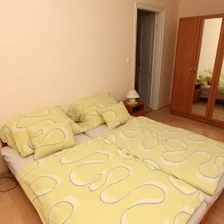 Boetoes Villa Appartamento Hévíz