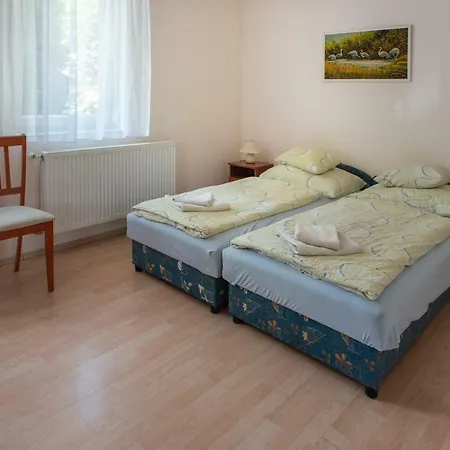Διαμέρισμα Boetoes Villa Hévíz
